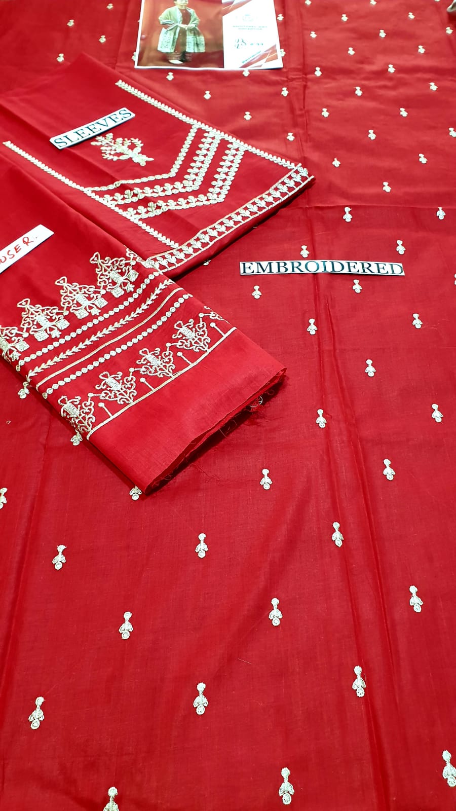 URGE Summer Lawn Embroided Ladies (3 Piece) Suit 2025