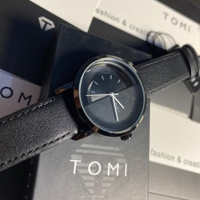 TOMI Unique Classic Round Dial Premium Quality Watch